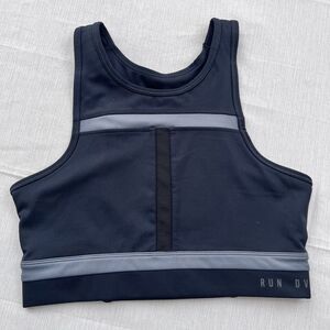 Nike Black Swoosh Run Division Longline Sports Bra Sz S